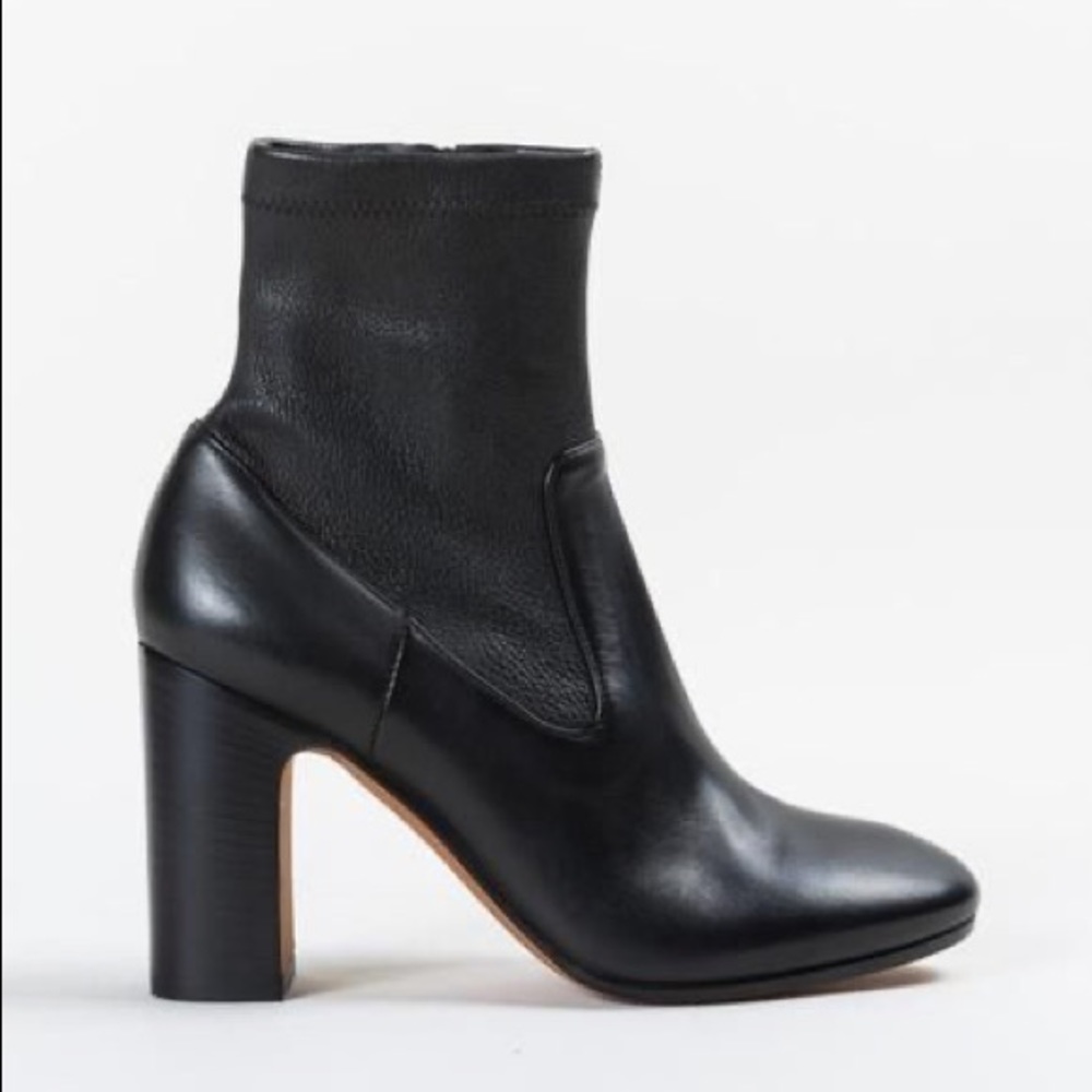Vince Calista Bootie Black 9/39